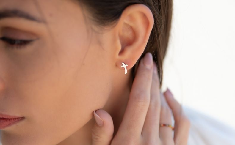 GRAV Cross Arany 14K Fülbevaló